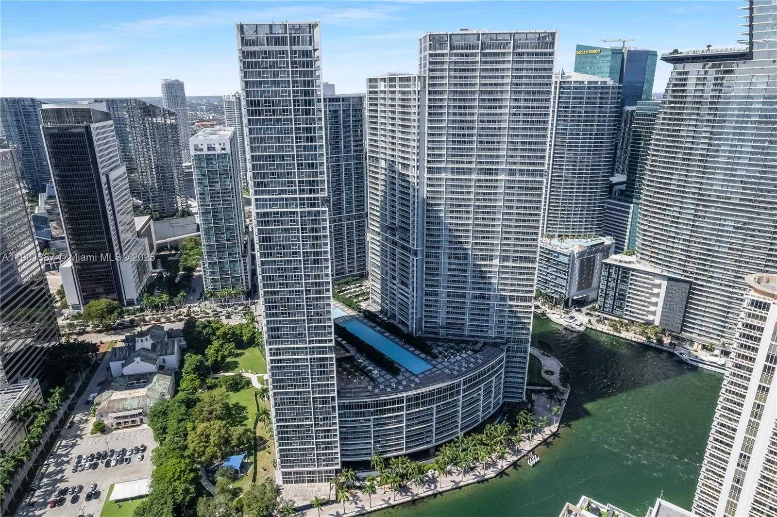Small Image of 495 BRICKELL AVE #3802, Miami Number 31