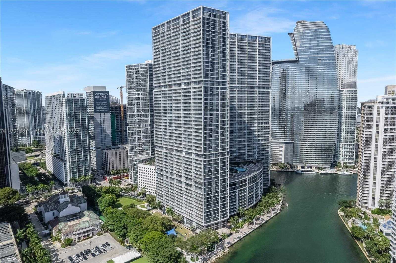 Small Image of 495 BRICKELL AVE #3802, Miami Number 34