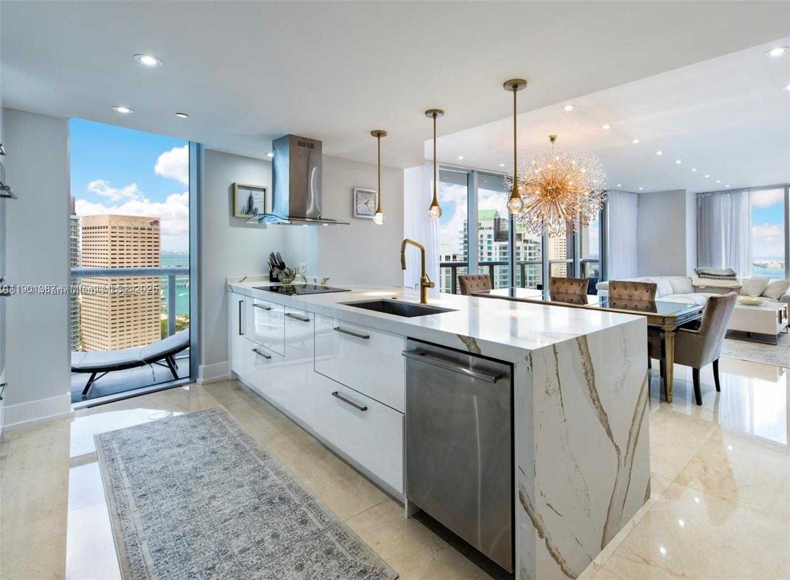 Small Image of 495 BRICKELL AVE #3802, Miami Number 8