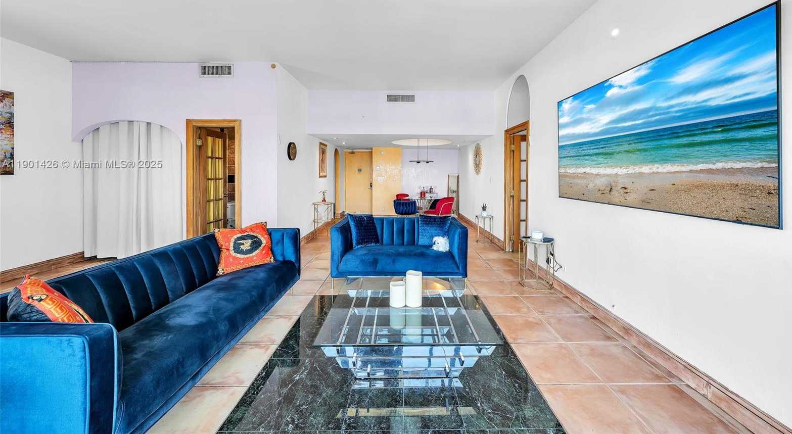 Small Image of 20301 WEST COUNTRY CLUB DR #PH22, Aventura Number 18