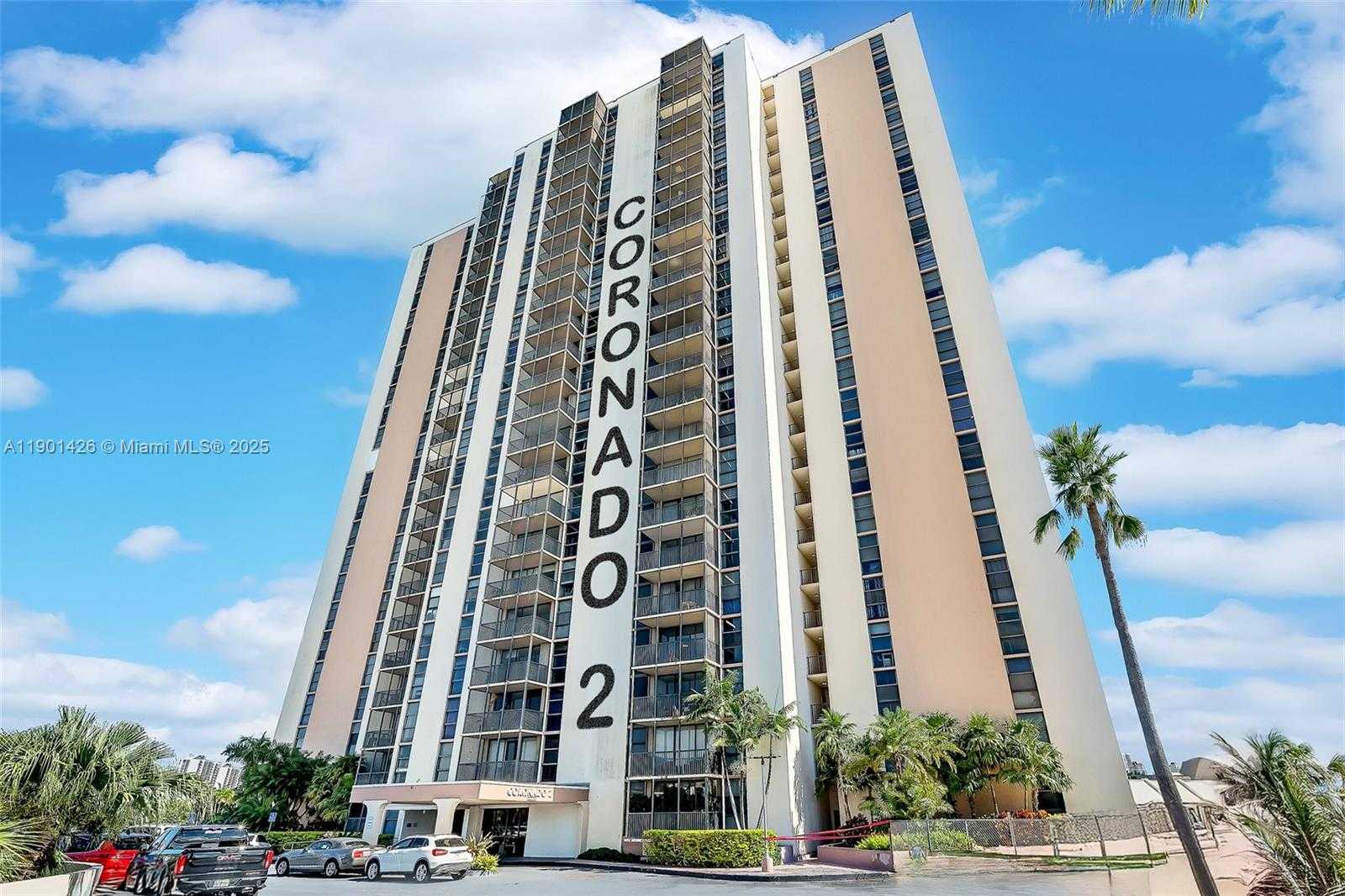 Small Image of 20301 WEST COUNTRY CLUB DR #PH22, Aventura Number 5