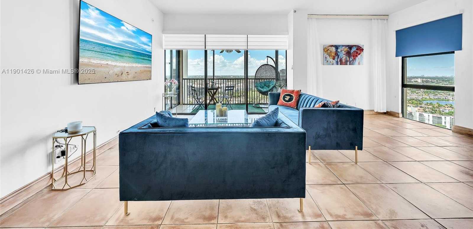 Small Image of 20301 WEST COUNTRY CLUB DR #PH22, Aventura Number 9