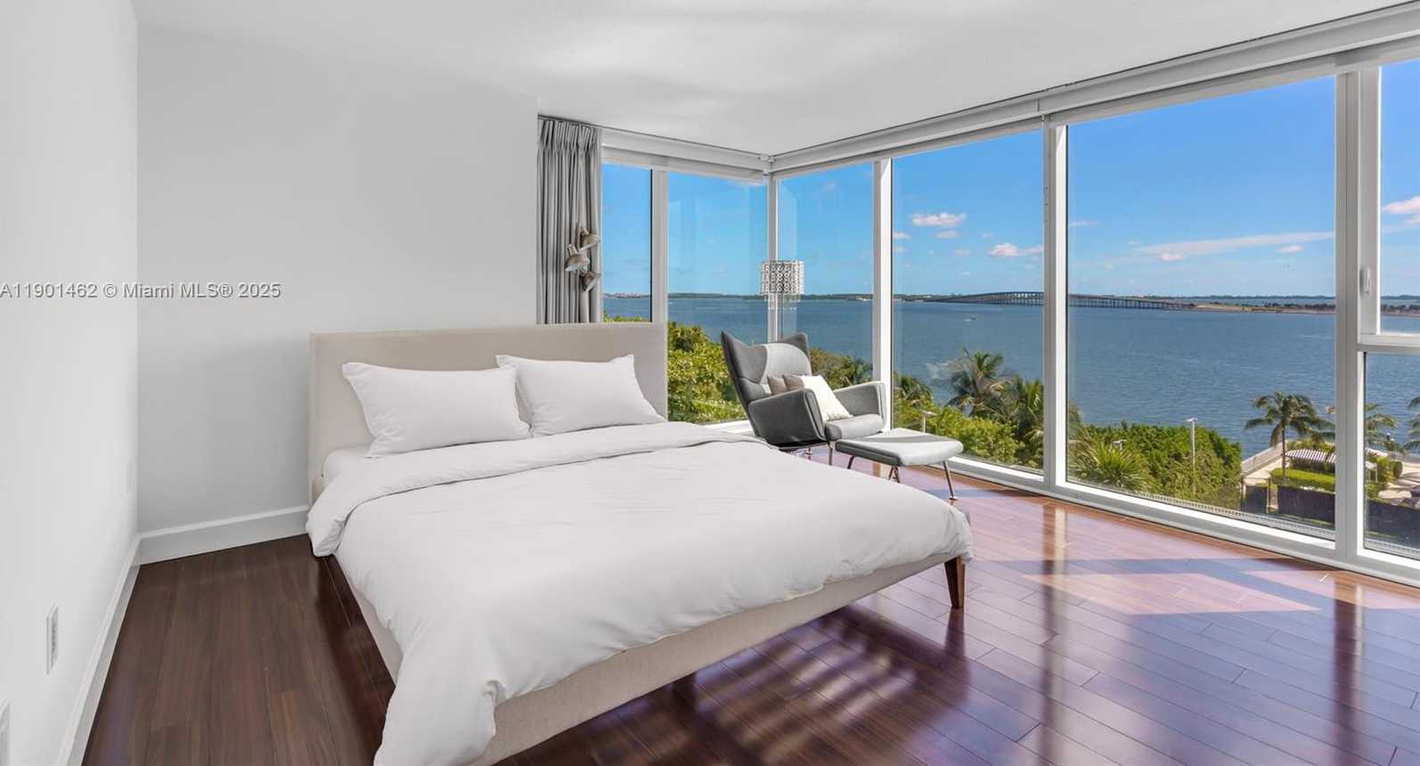 Small Image of 2101 BRICKELL AVE #306, Miami Number 10