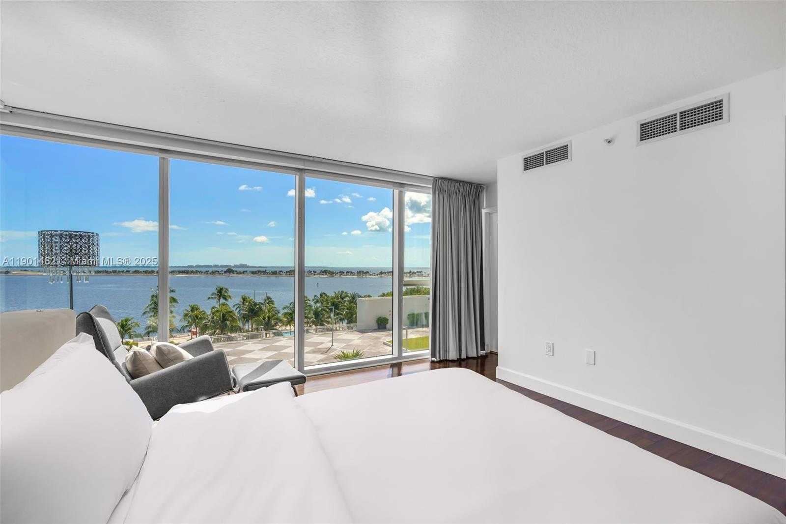 Small Image of 2101 BRICKELL AVE #306, Miami Number 11