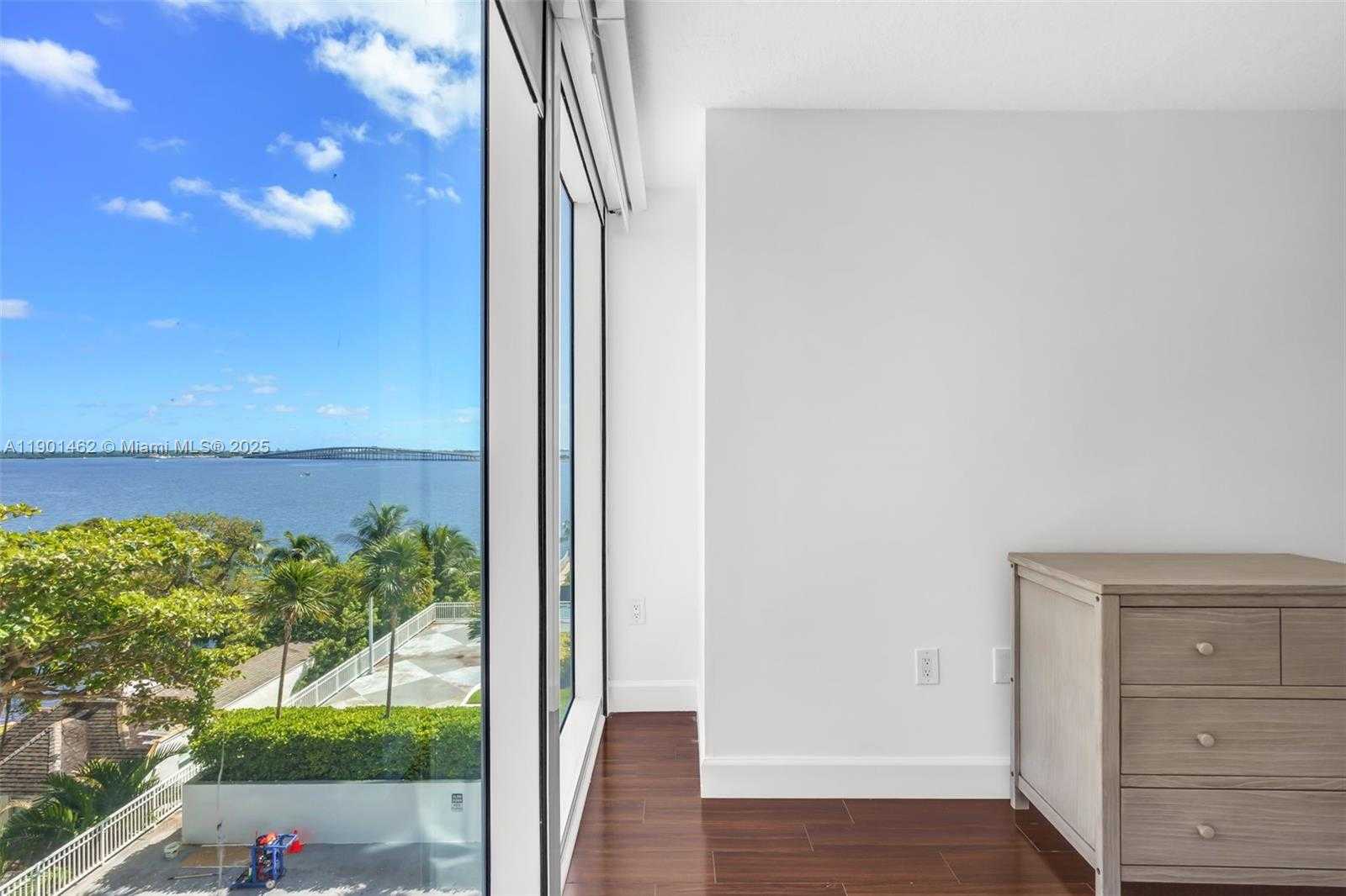 Small Image of 2101 BRICKELL AVE #306, Miami Number 20