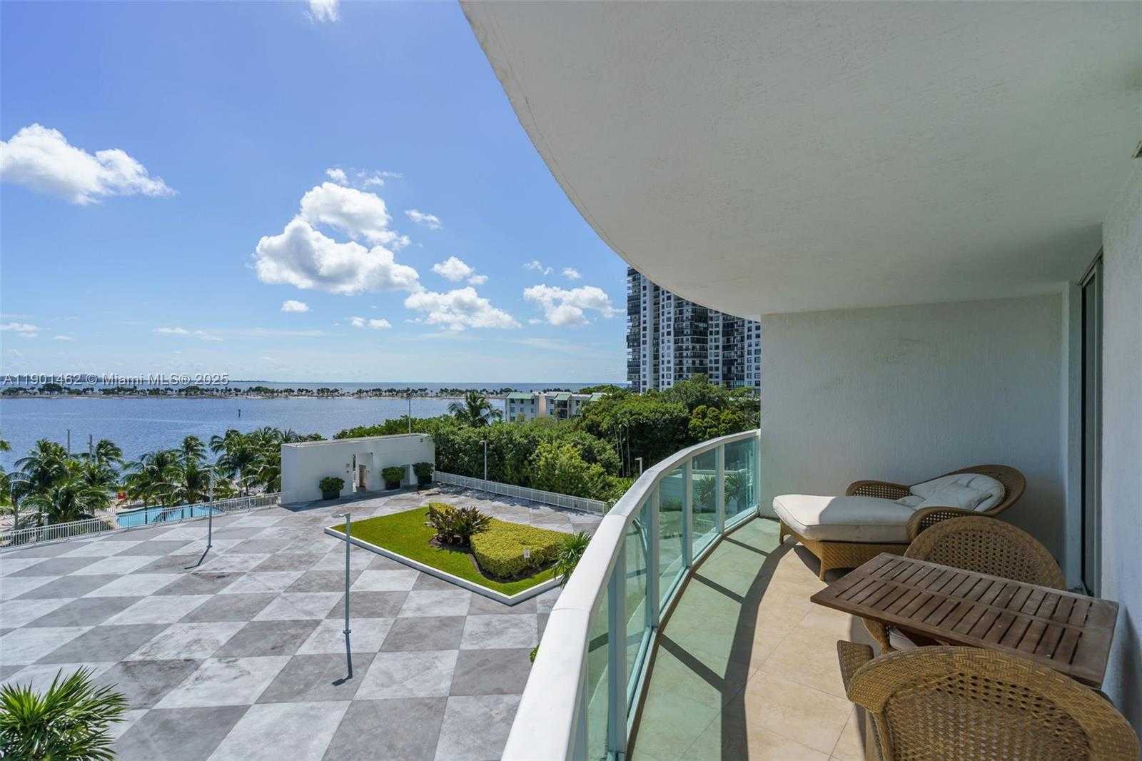 Small Image of 2101 BRICKELL AVE #306, Miami Number 4