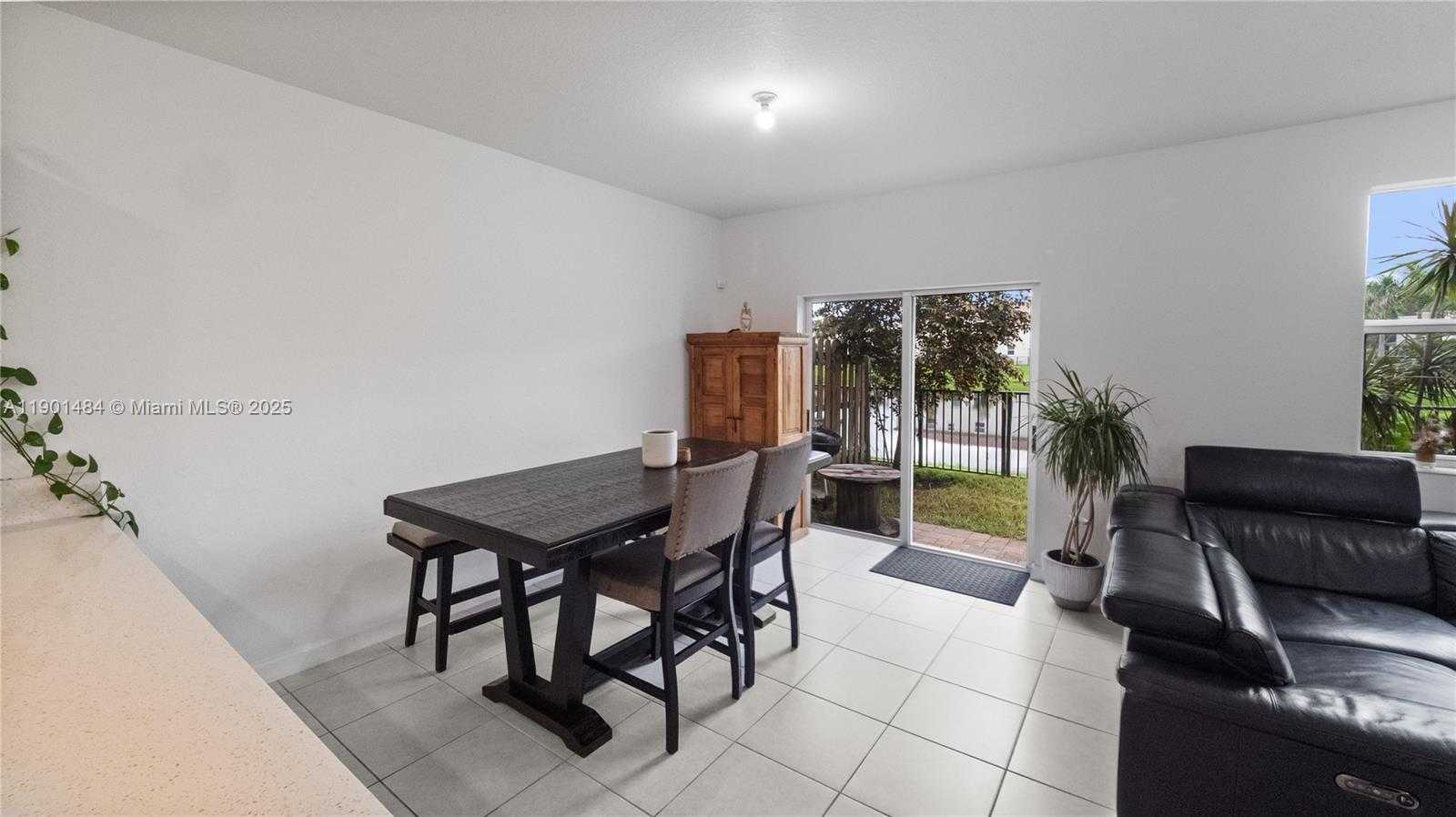 Small Image of 5544 NORTH WEST 27TH PL, Lauderhill Number 20