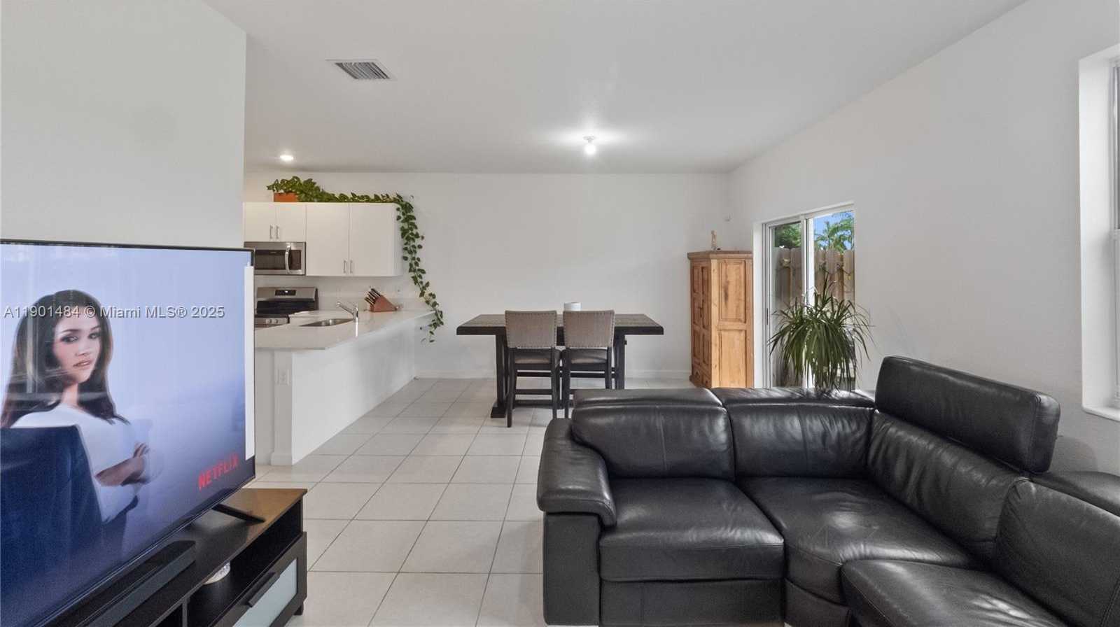 Small Image of 5544 NORTH WEST 27TH PL, Lauderhill Number 23