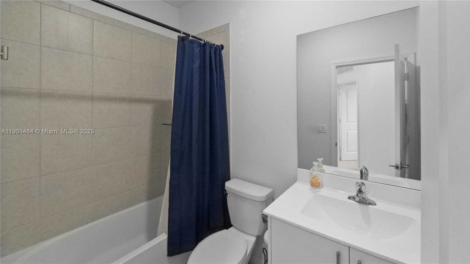 Small Image of 5544 NORTH WEST 27TH PL, Lauderhill Number 25