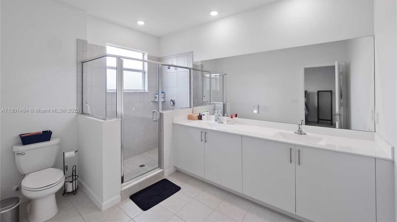 Small Image of 5544 NORTH WEST 27TH PL, Lauderhill Number 26