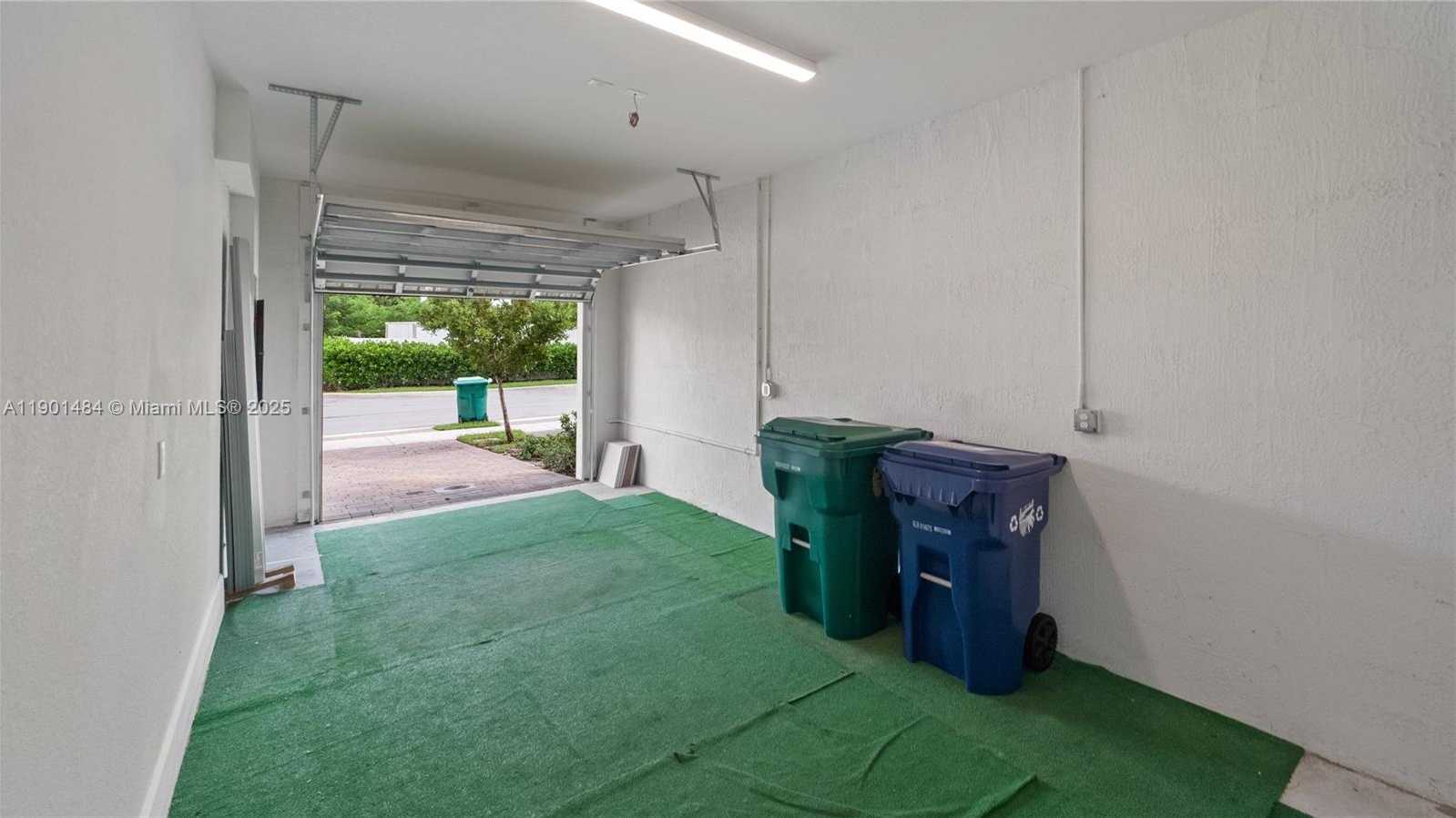 Small Image of 5544 NORTH WEST 27TH PL, Lauderhill Number 27