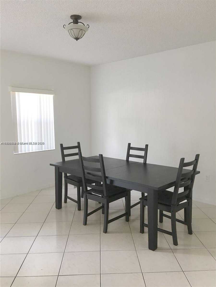 Small Image of 2233 SOUTH EAST 24TH PL, Homestead Number 5