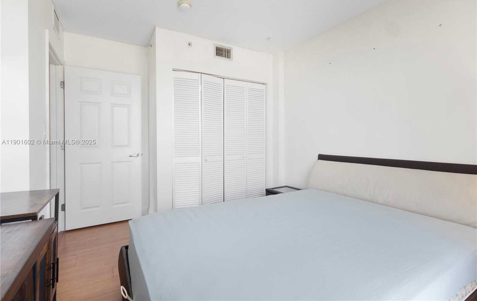 Small Image of 900 SOUTH WEST 8TH ST #1009, Miami Number 13