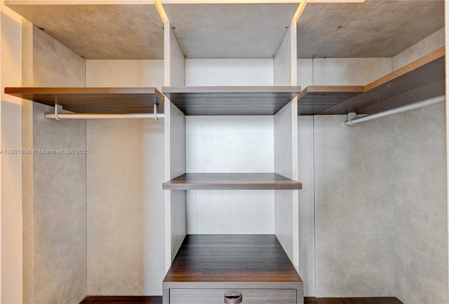 Small Image of 45 SOUTH WEST 9TH ST #2408, Miami Number 13