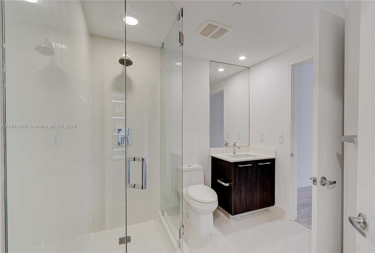Small Image of 45 SOUTH WEST 9TH ST #2408, Miami Number 18