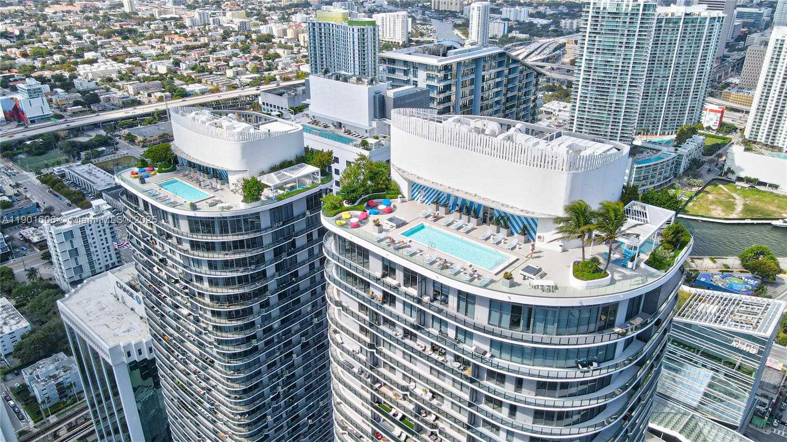 Small Image of 45 SOUTH WEST 9TH ST #2408, Miami Number 29