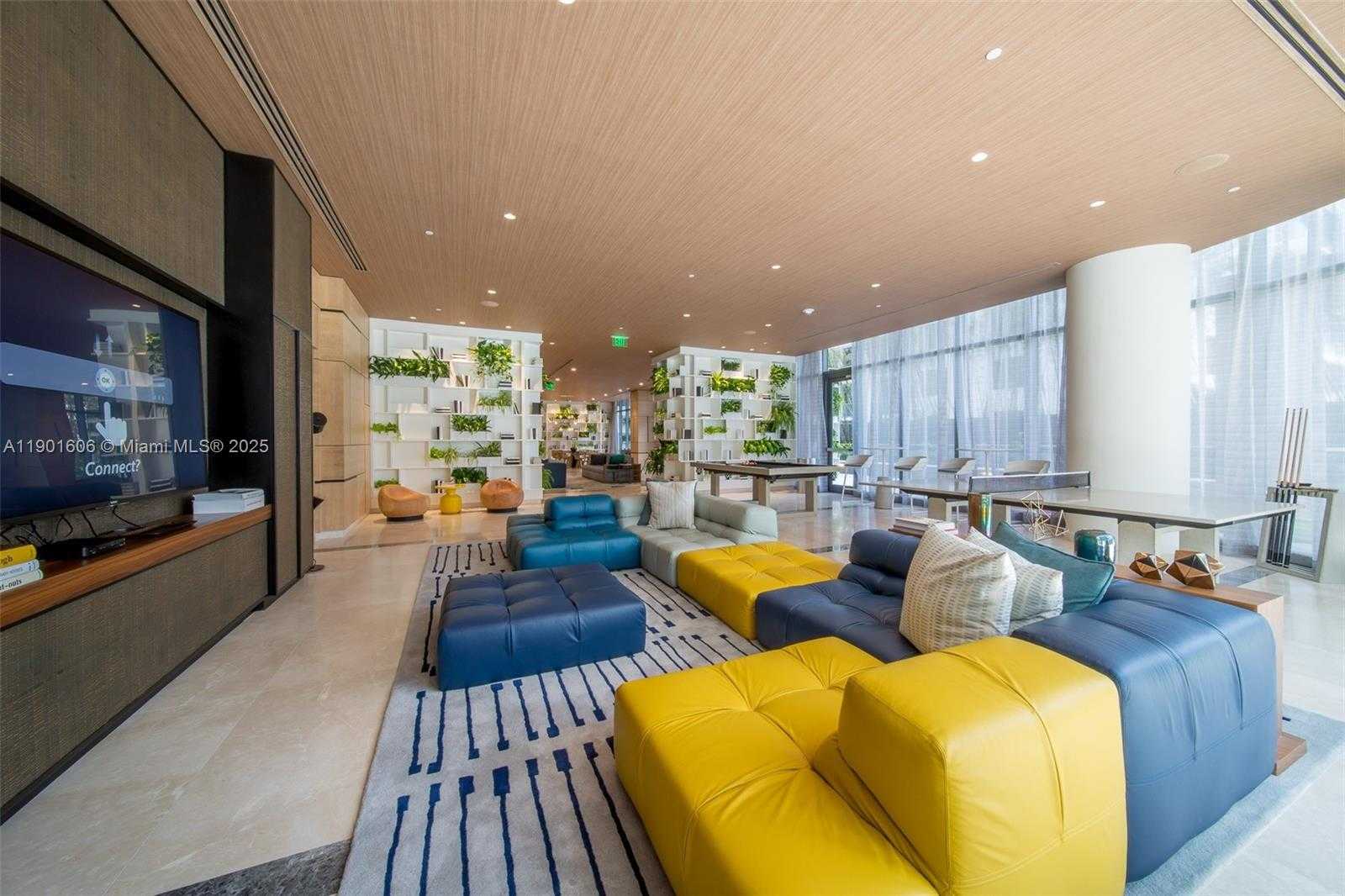 Small Image of 45 SOUTH WEST 9TH ST #2408, Miami Number 30