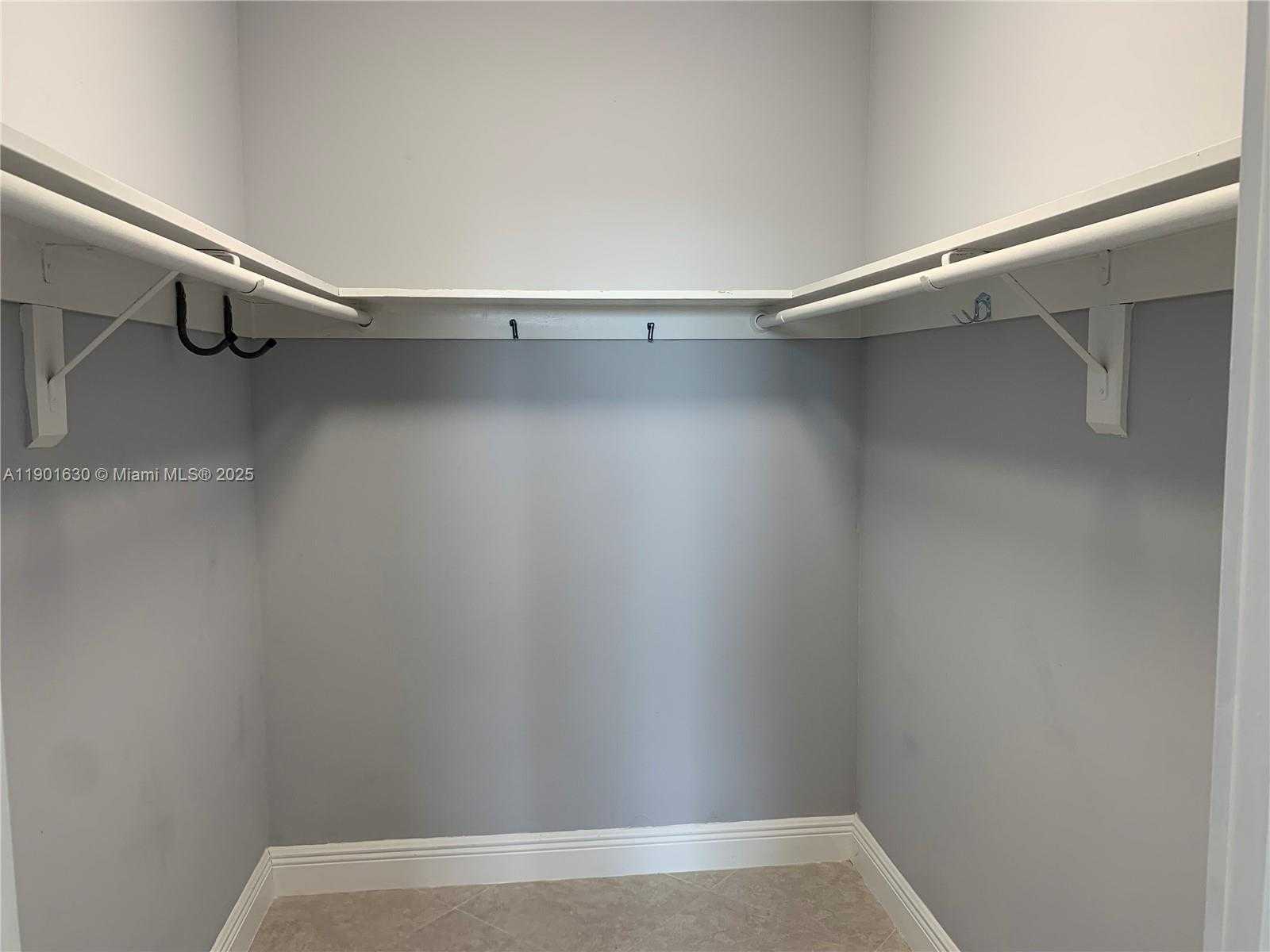 Small Image of 1455 NORTH TREASURE DR #2M, North Bay Village Number 12