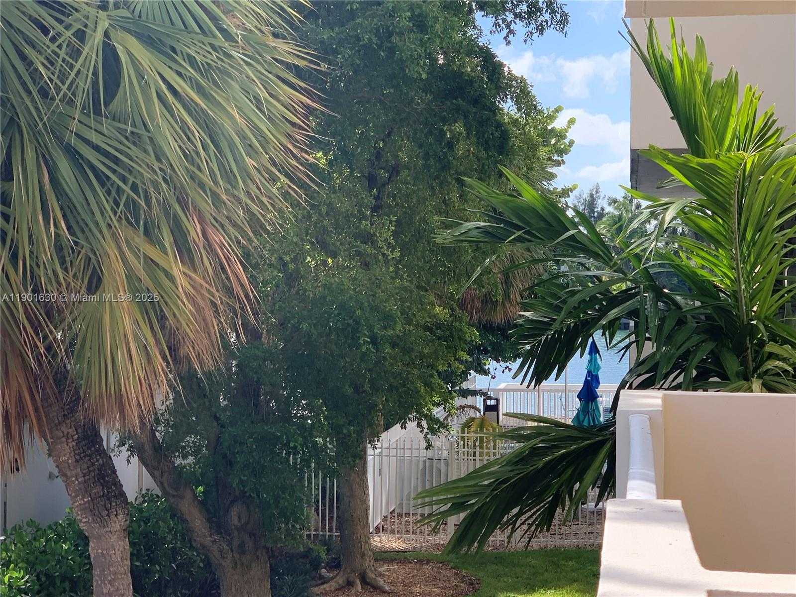 Small Image of 1455 NORTH TREASURE DR #2M, North Bay Village Number 18