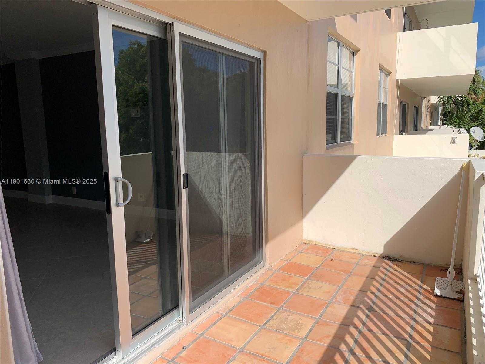 Small Image of 1455 NORTH TREASURE DR #2M, North Bay Village Number 19