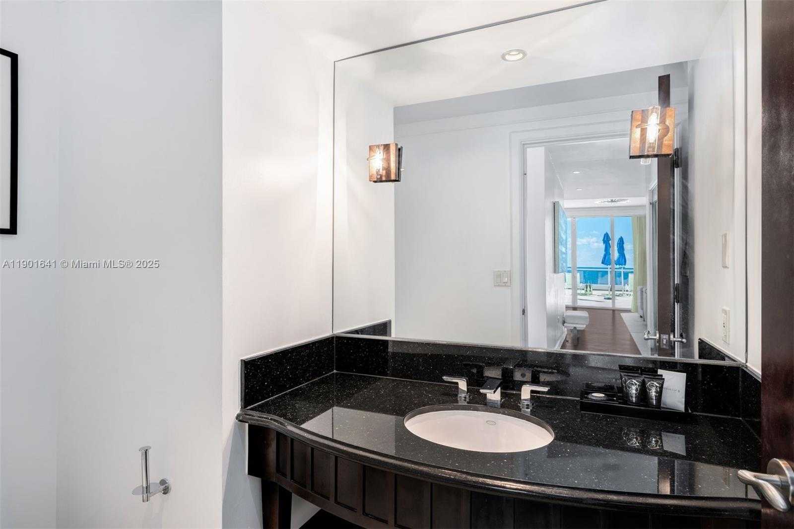 Small Image of 4391 COLLINS AVE #512, Miami Beach Number 10