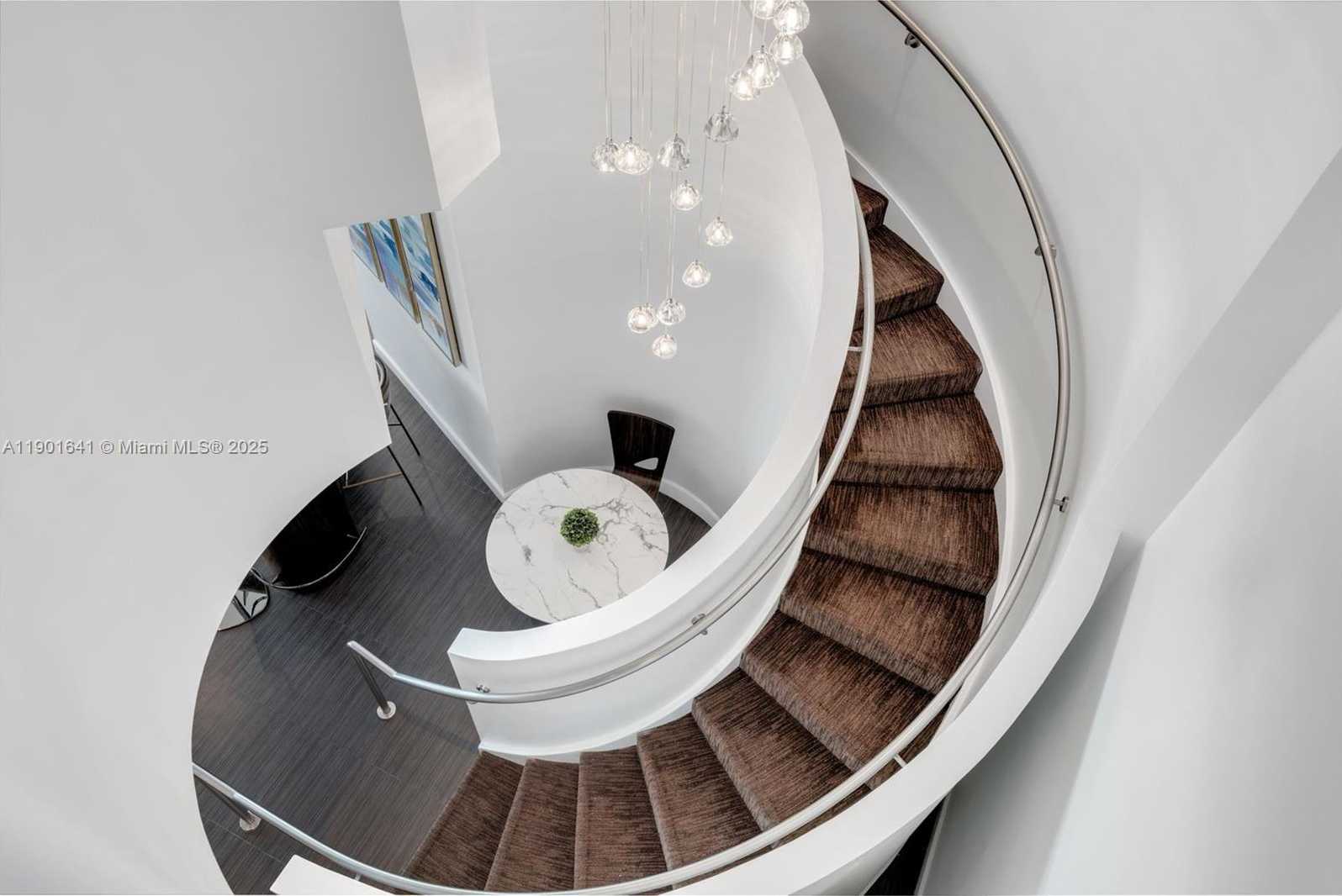 Small Image of 4391 COLLINS AVE #512, Miami Beach Number 17