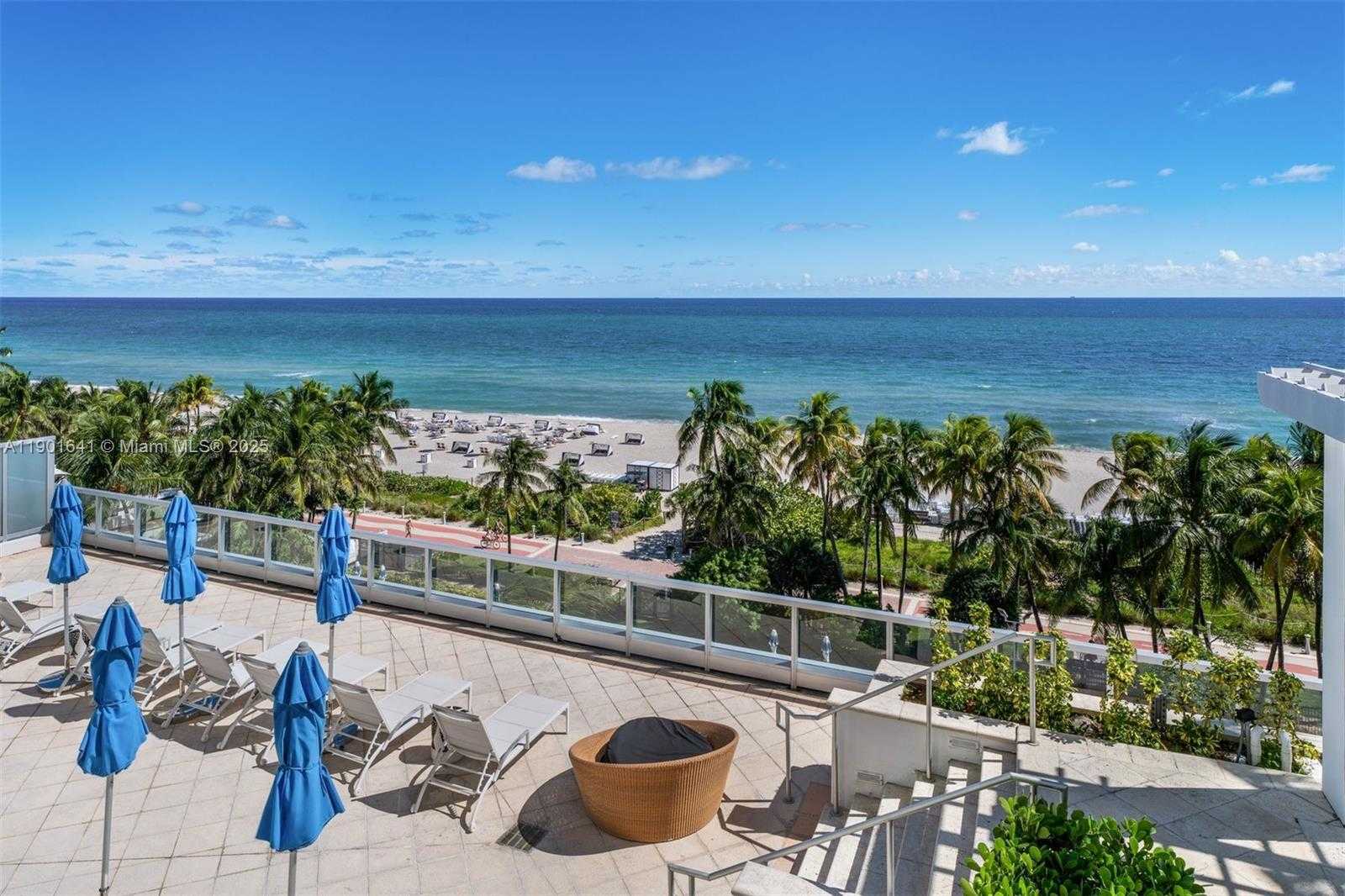 Small Image of 4391 COLLINS AVE #512, Miami Beach Number 2