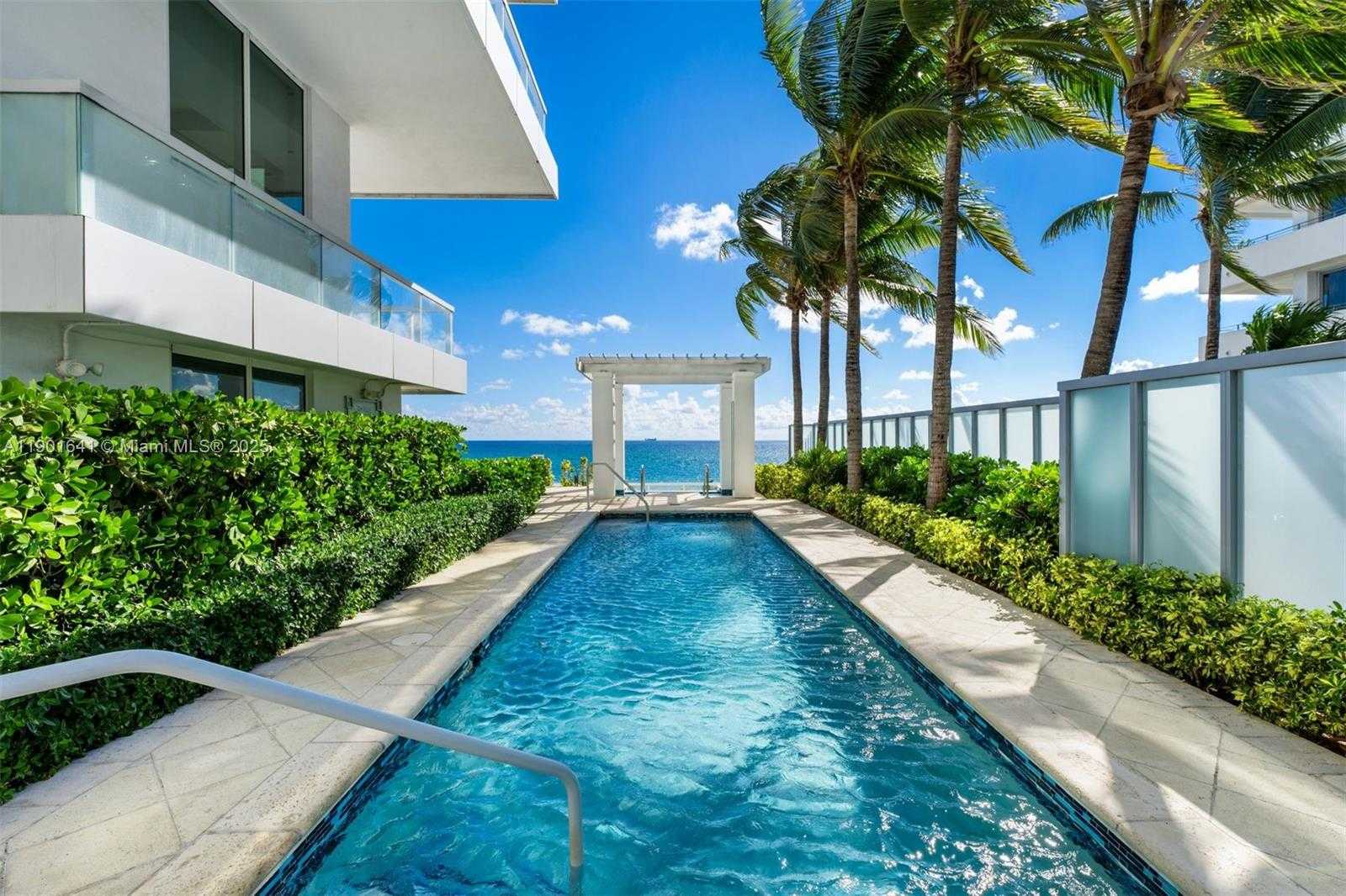 Small Image of 4391 COLLINS AVE #512, Miami Beach Number 3