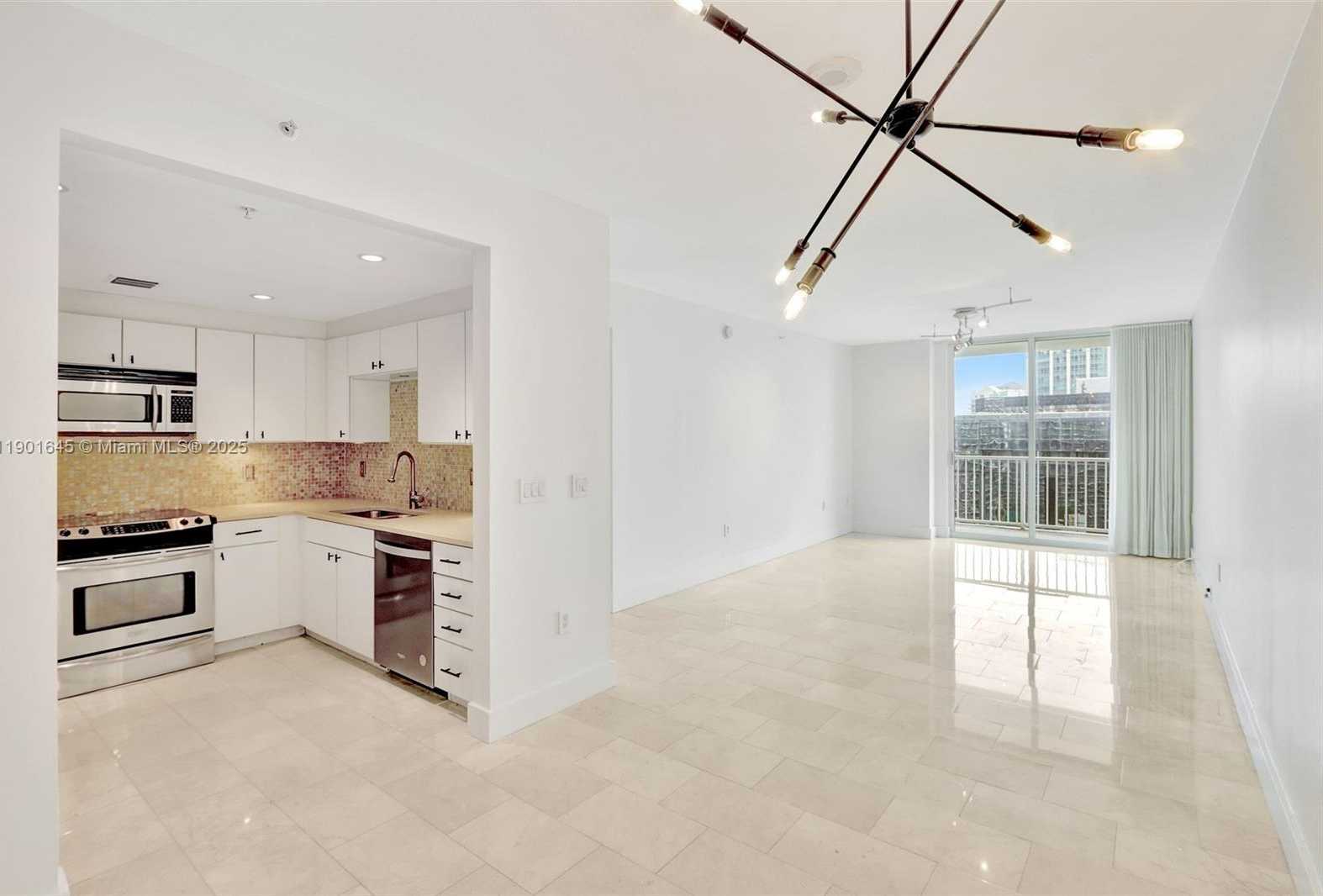 Small Image of 1250 SOUTH MIAMI AVE #2206, Miami Number 1