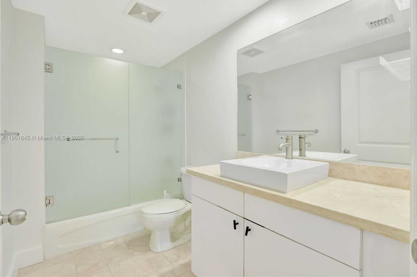 Small Image of 1250 SOUTH MIAMI AVE #2206, Miami Number 12