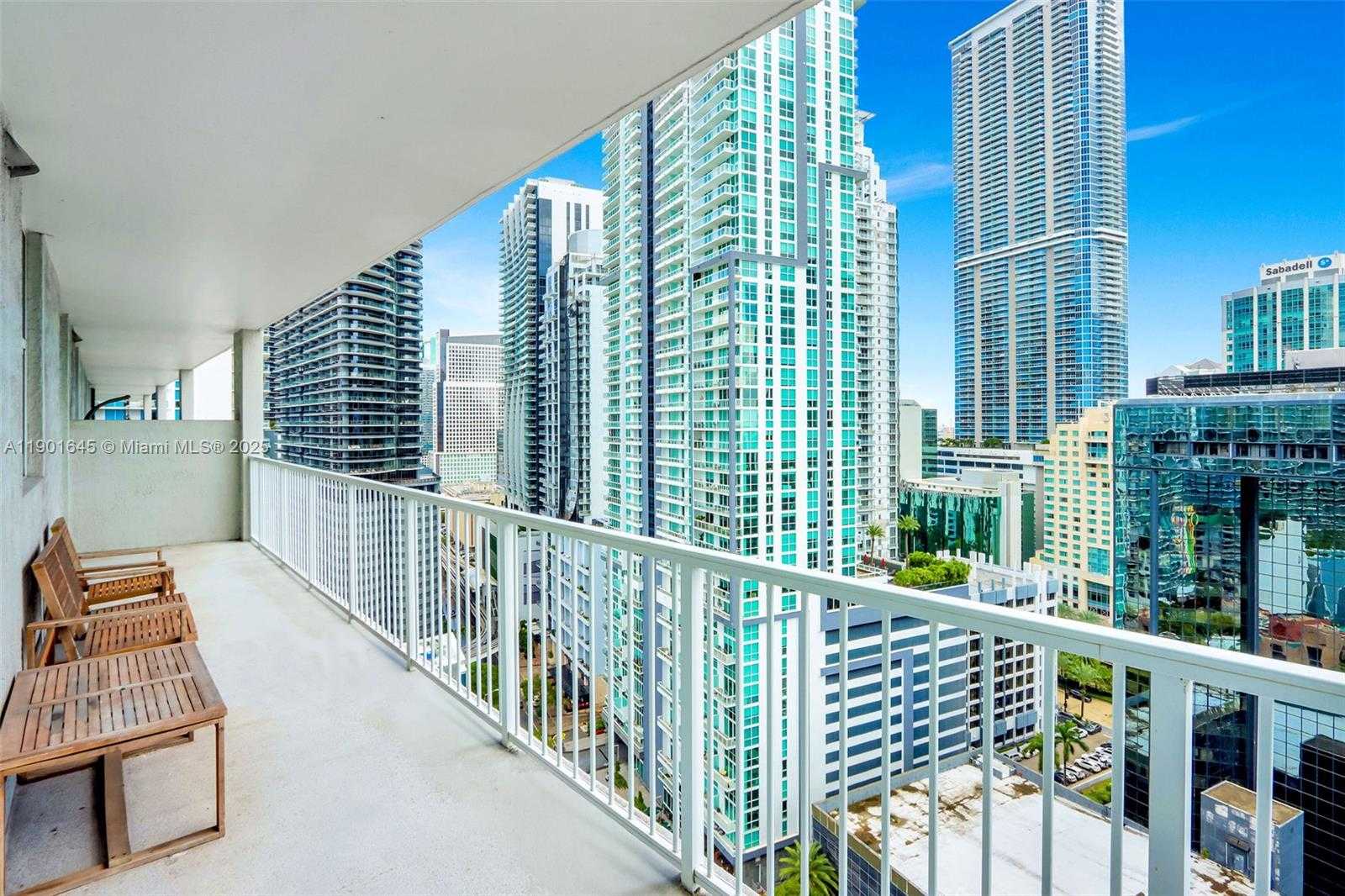 Small Image of 1250 SOUTH MIAMI AVE #2206, Miami Number 13
