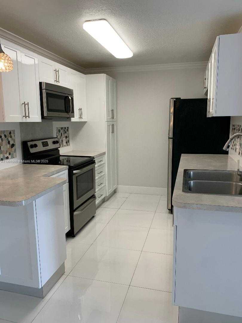 Small Image of 10370 SOUTH WEST 150TH CT #9202, Miami Number 2