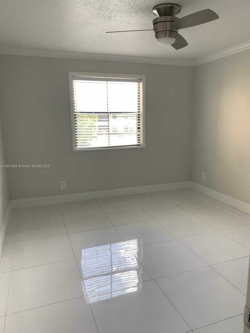 Small Image of 10370 SOUTH WEST 150TH CT #9202, Miami Number 5