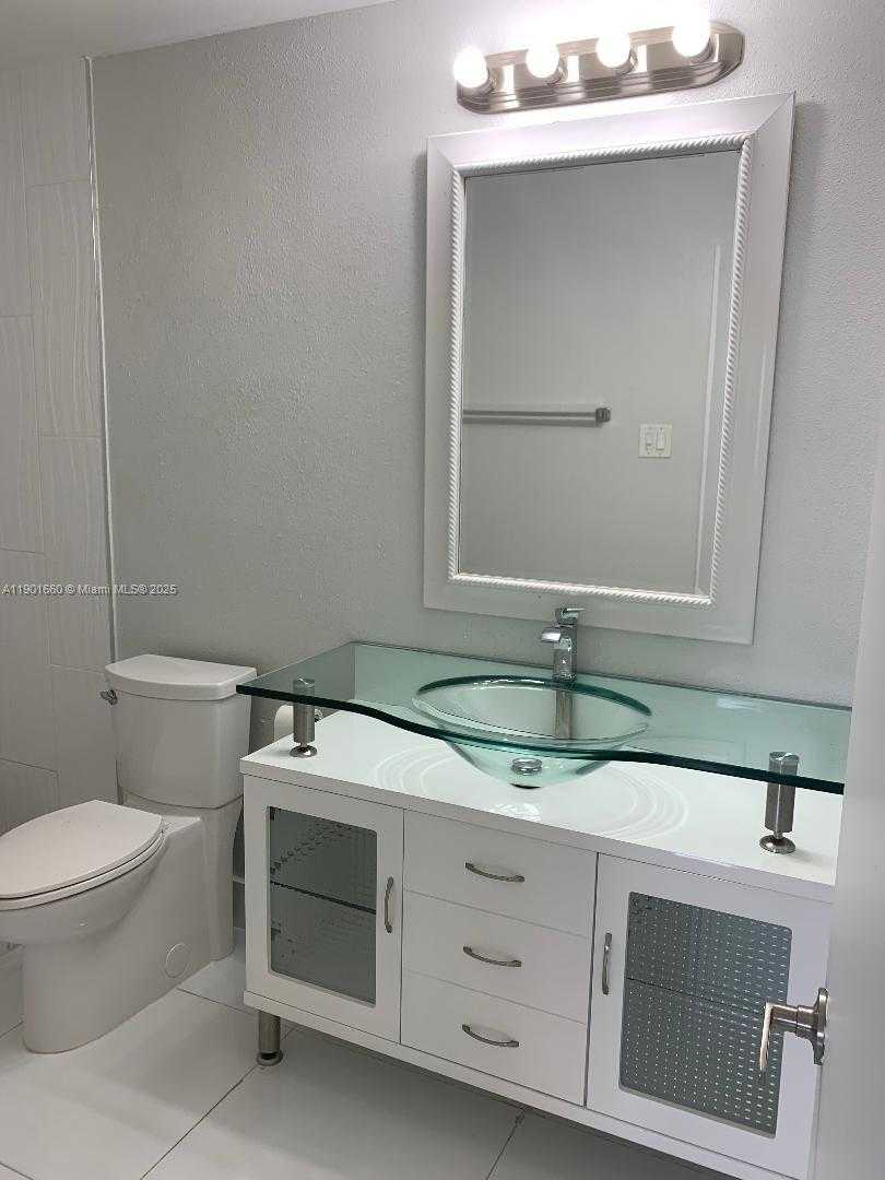 Small Image of 10370 SOUTH WEST 150TH CT #9202, Miami Number 6