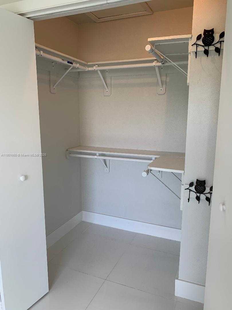 Small Image of 10370 SOUTH WEST 150TH CT #9202, Miami Number 8