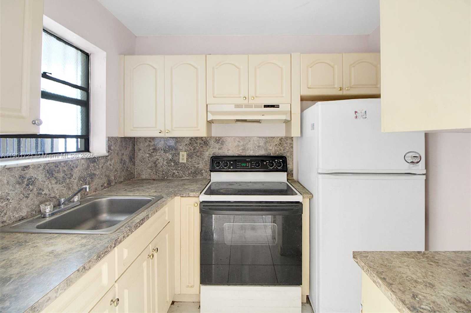 Small Image of 1051 SOUTH WEST 1ST ST #110, Miami Number 8