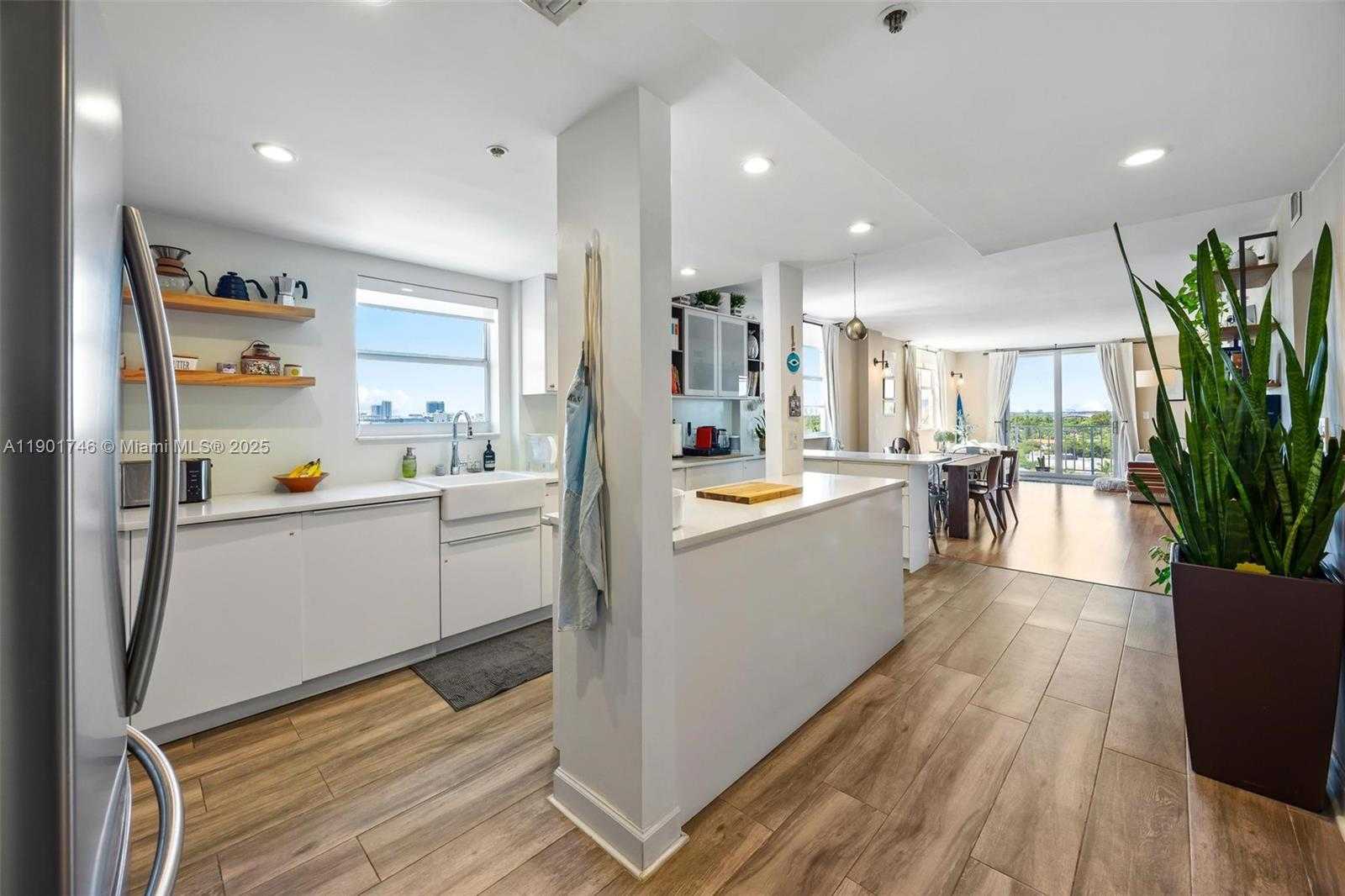 Small Image of 2829 INDIAN CREEK DR #1001+1002, Miami Beach Number 10