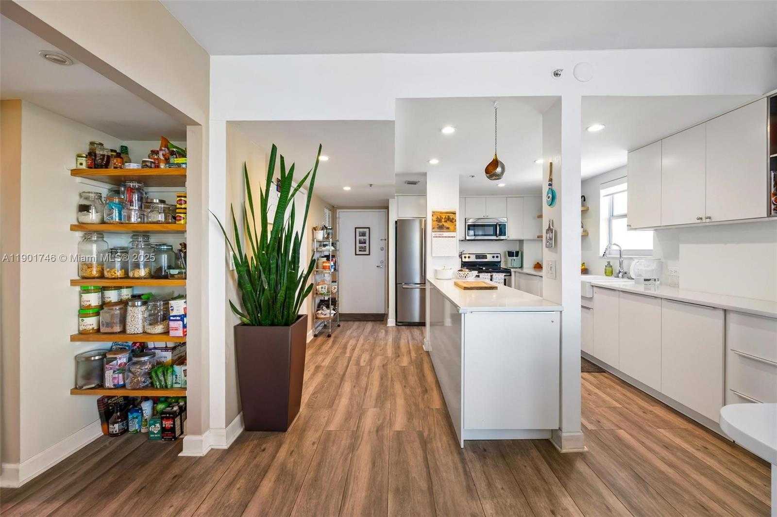 Small Image of 2829 INDIAN CREEK DR #1001+1002, Miami Beach Number 11