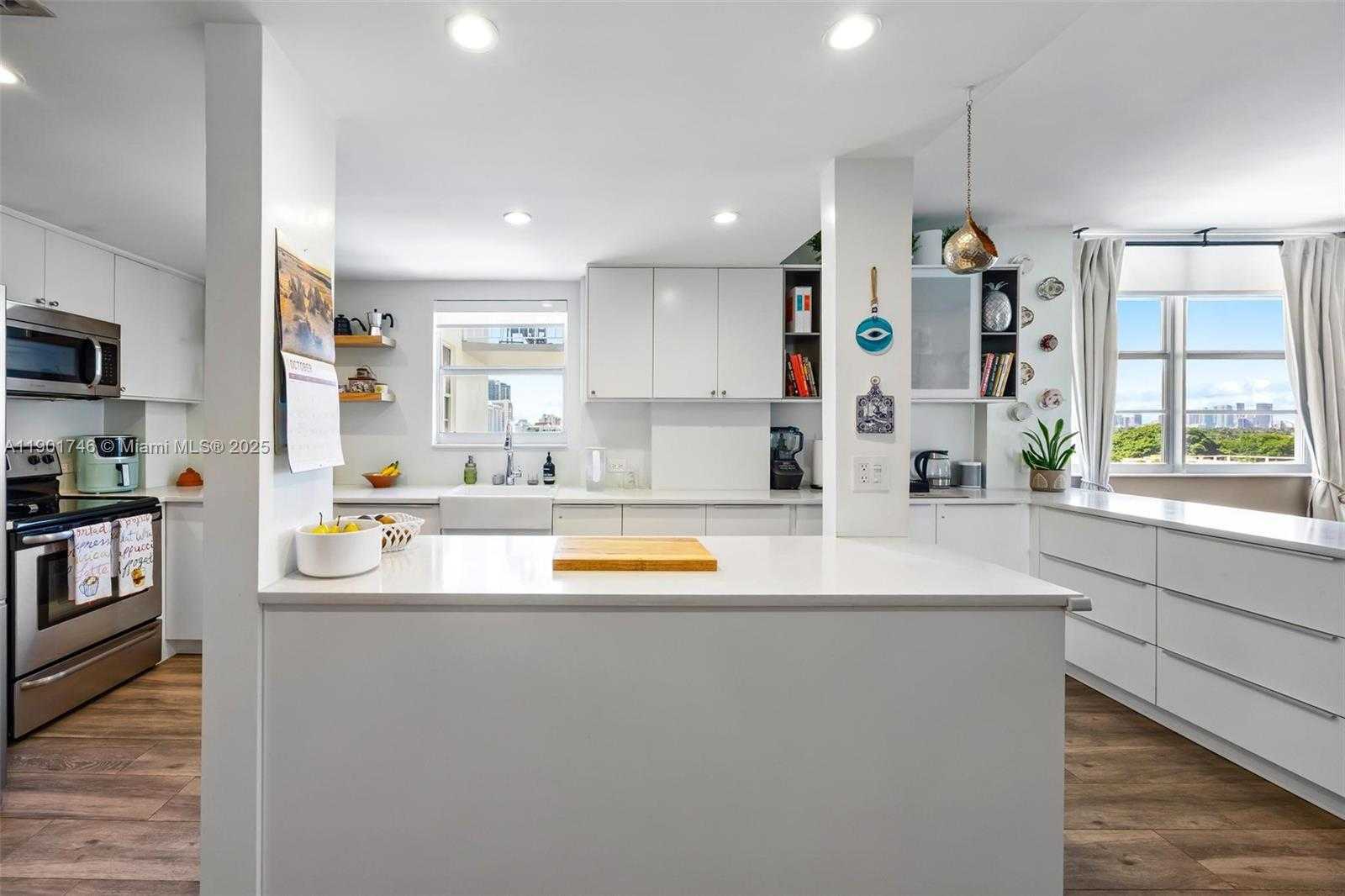 Small Image of 2829 INDIAN CREEK DR #1001+1002, Miami Beach Number 12