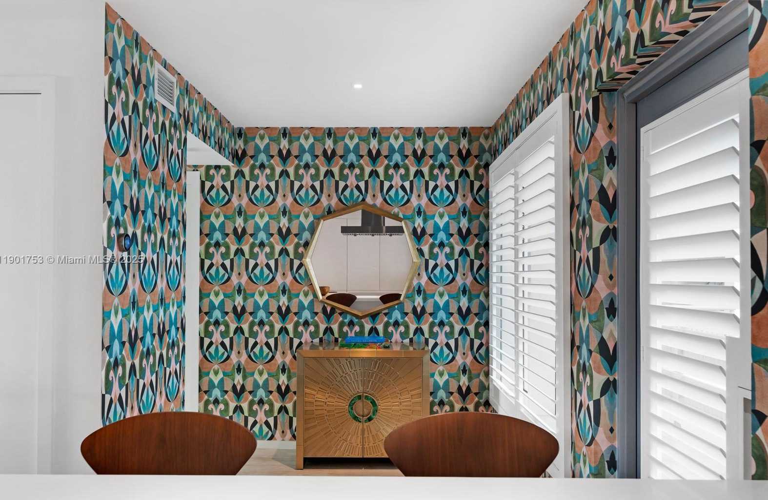 Imagen de Pequeño Objeto