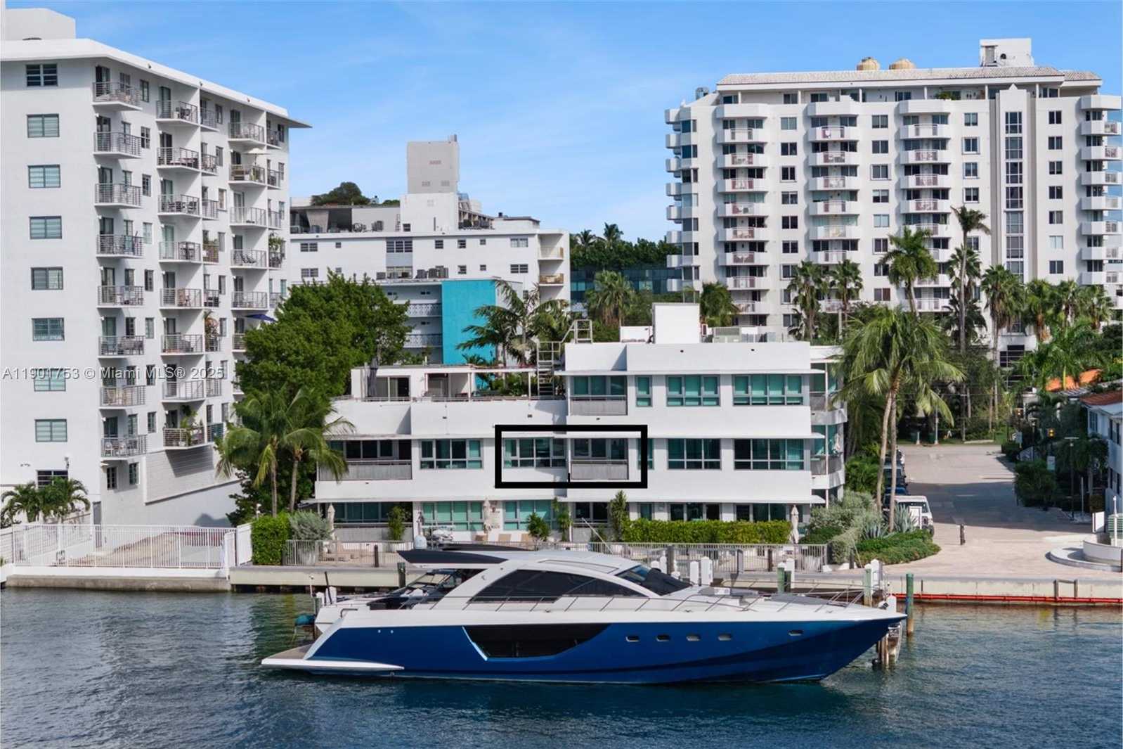 Imagen de Pequeño Objeto