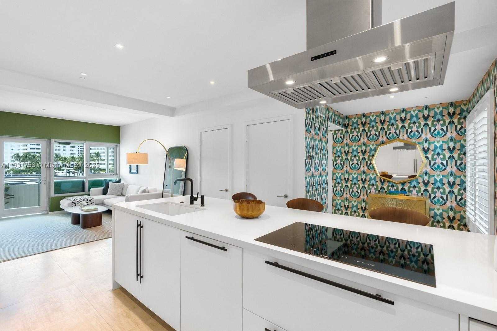 Imagen de Pequeño Objeto