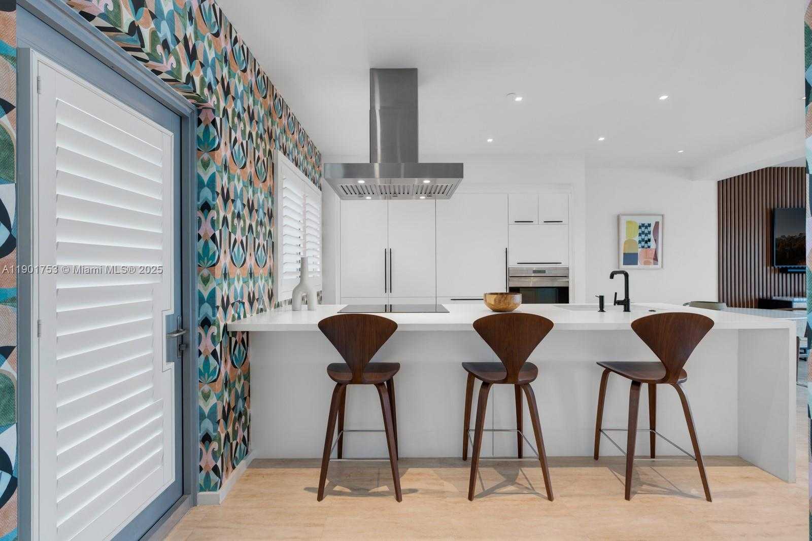 Imagen de Pequeño Objeto