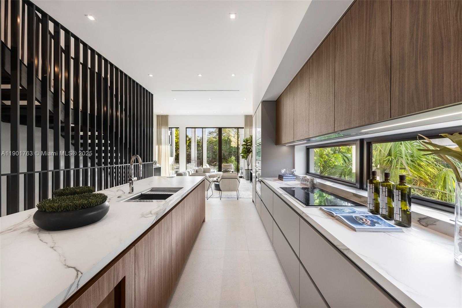 Small Image of 84 SOUTH WEST 28TH RD #5, Miami Number 13