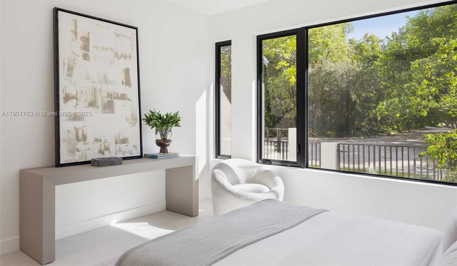 Small Image of 84 SOUTH WEST 28TH RD #5, Miami Number 28