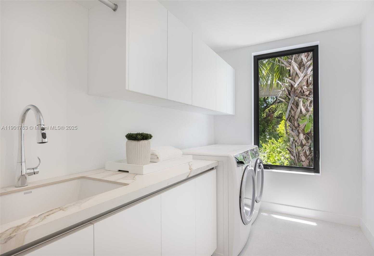 Small Image of 84 SOUTH WEST 28TH RD #5, Miami Number 32