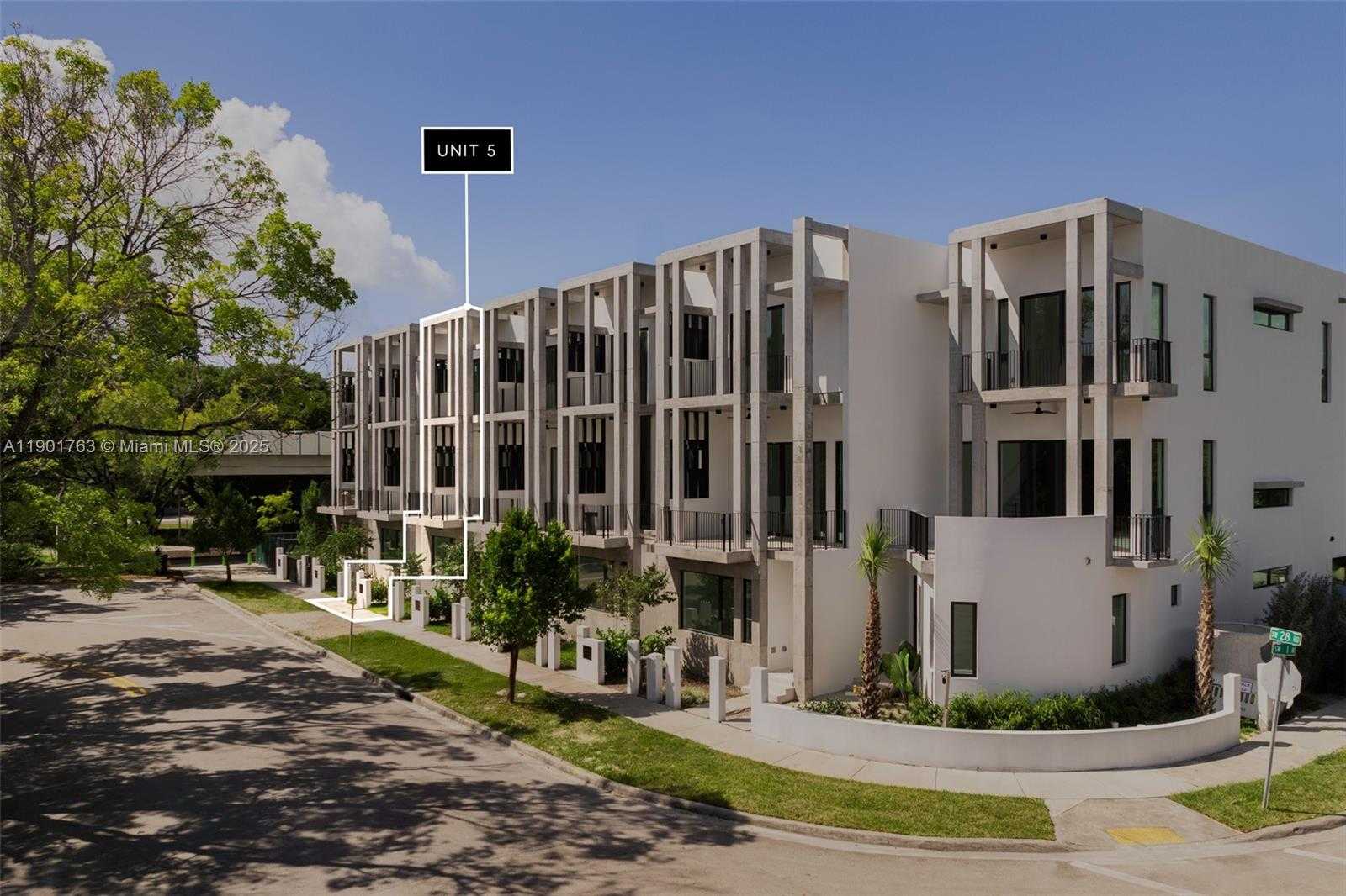 Small Image of 84 SOUTH WEST 28TH RD #5, Miami Number 34