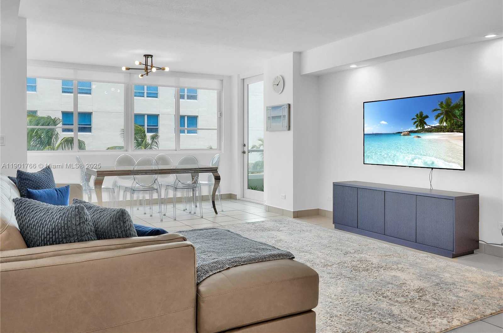 Small Image of 5005 COLLINS AVE #824, Miami Beach Number 20