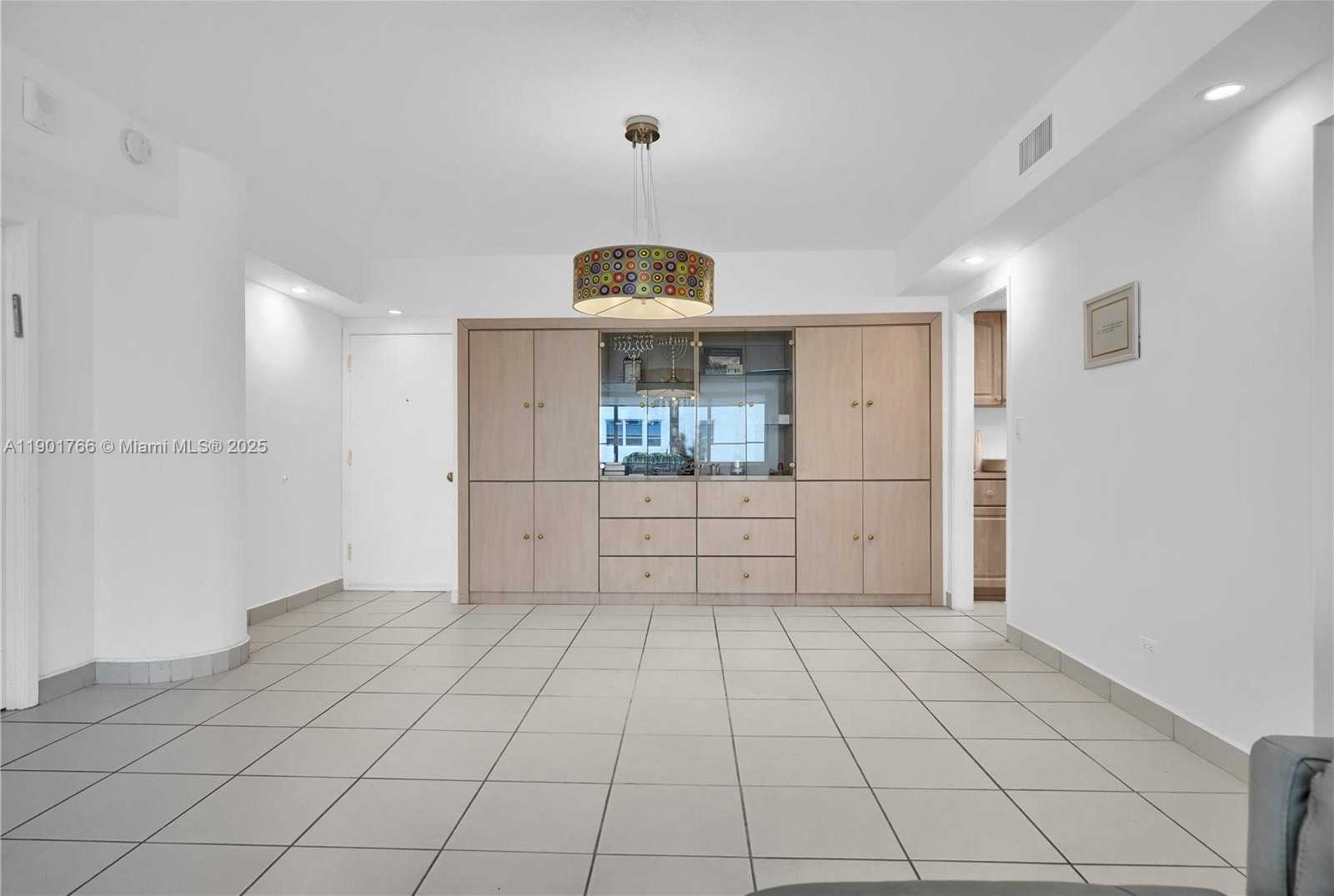 Small Image of 5005 COLLINS AVE #824, Miami Beach Number 22