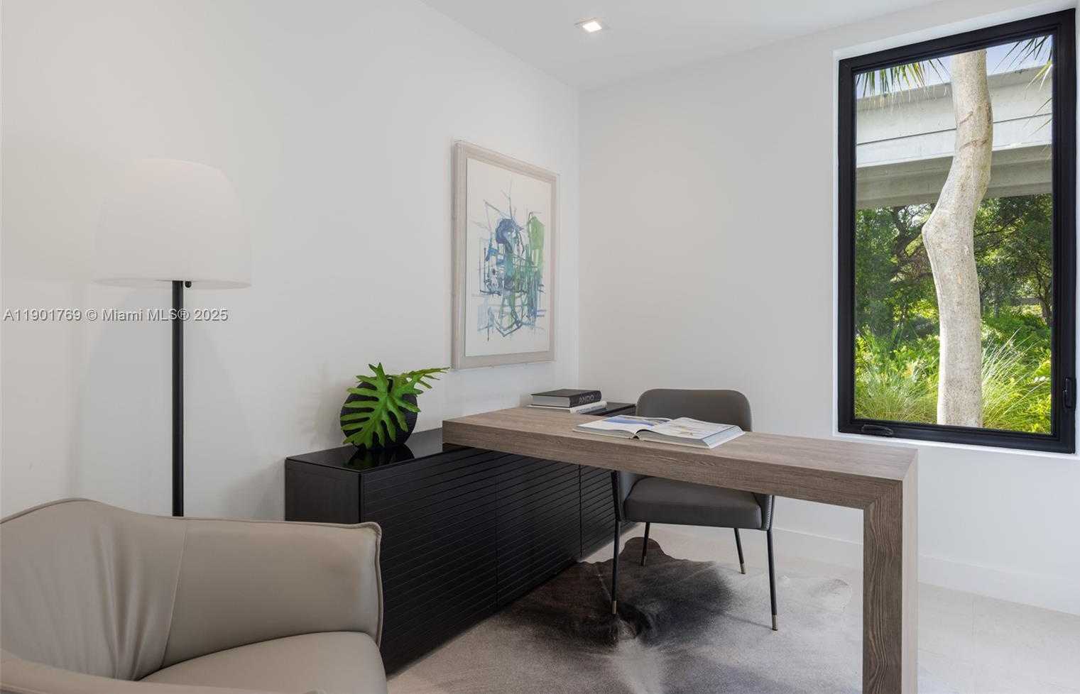 Small Image of 84 SOUTH WEST 28TH RD #4, Miami Number 25